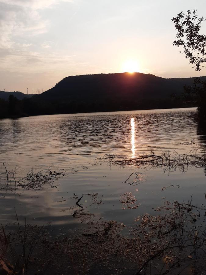 Ferienhaus Am Weserberglandsee Lauenforde Dış mekan fotoğraf